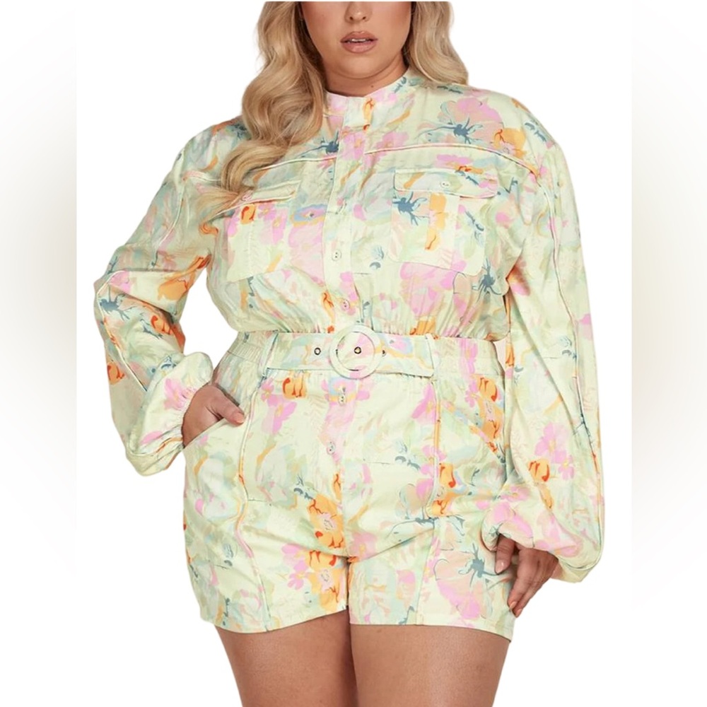 PLUS SIZE FLORAL ROMPER